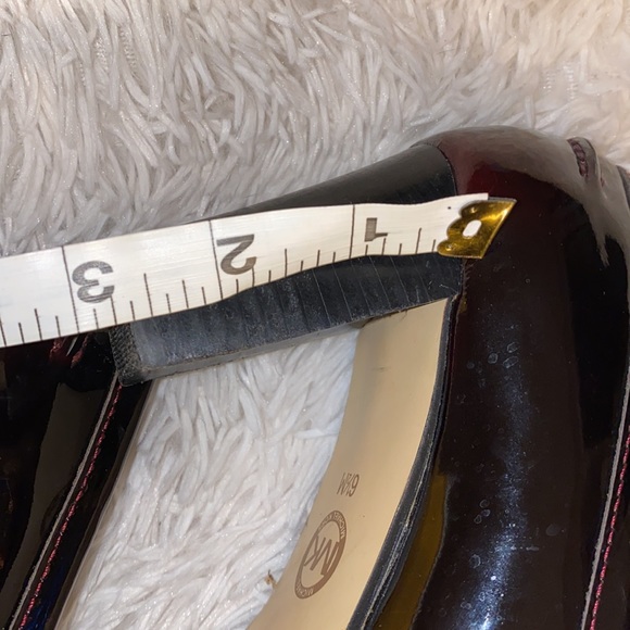 Burgundy Michael Kors Women’s patent leather Block Heel Loafers-Size 6.5 - Picture 7 of 7